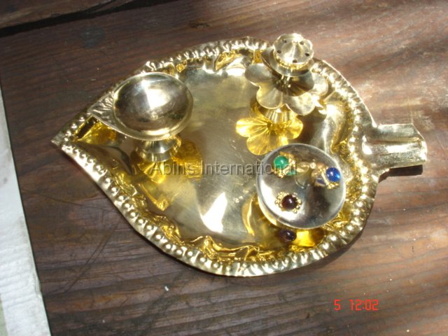 Puja Trays-Lotas 015.jpg